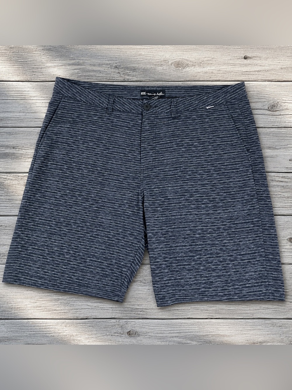 TravisMathew Heathered Stripe Golf Shorts Mens 38 Gray Stretch Performance